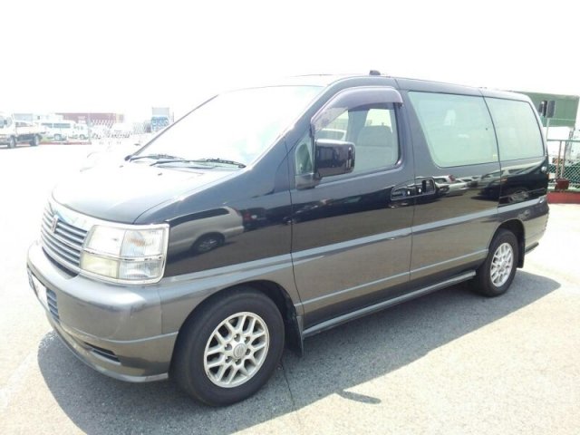 Used NISSAN ELGRAND