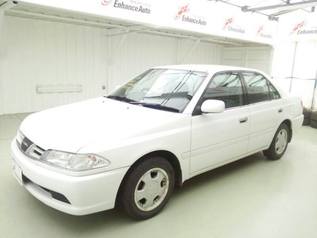 Used TOYOTA CARINA