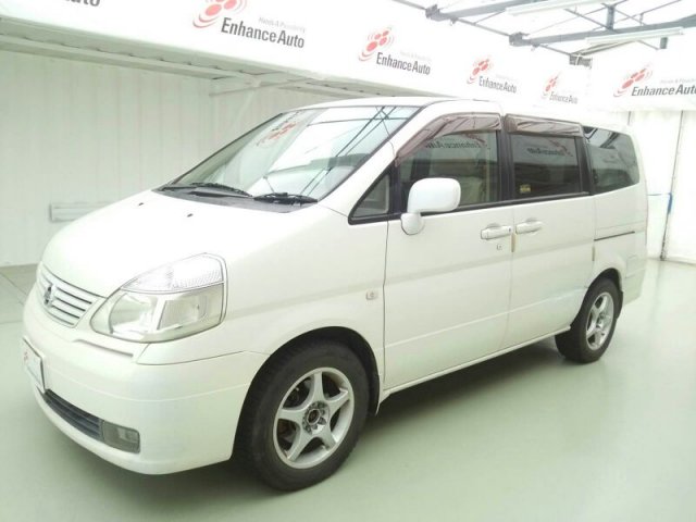 Used NISSAN SERENA