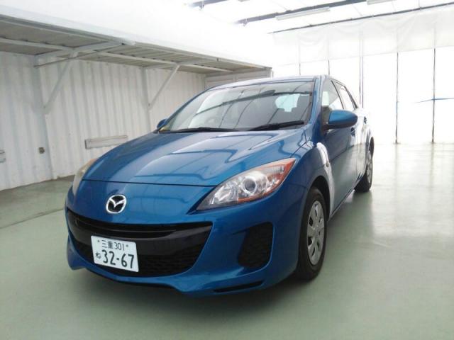 Used MAZDA AXELA