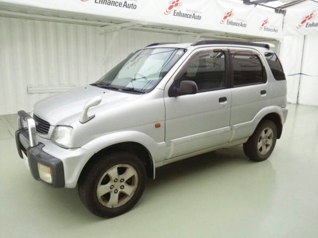 Used DAIHATSU TERIOS