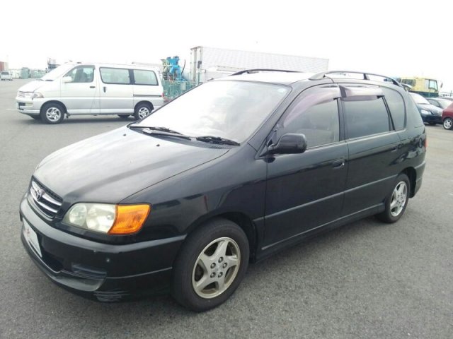 Used TOYOTA IPSUM