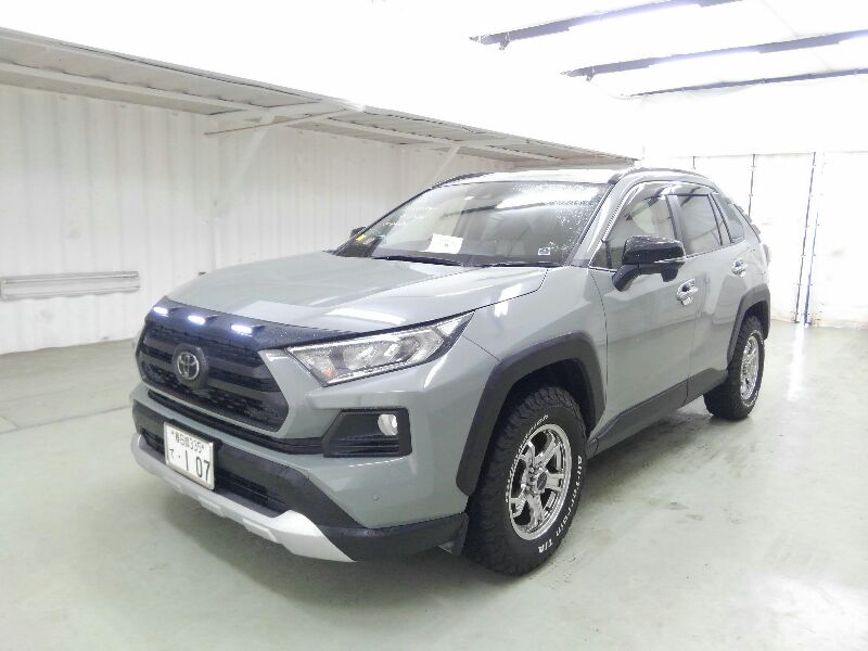 Used TOYOTA RAV4